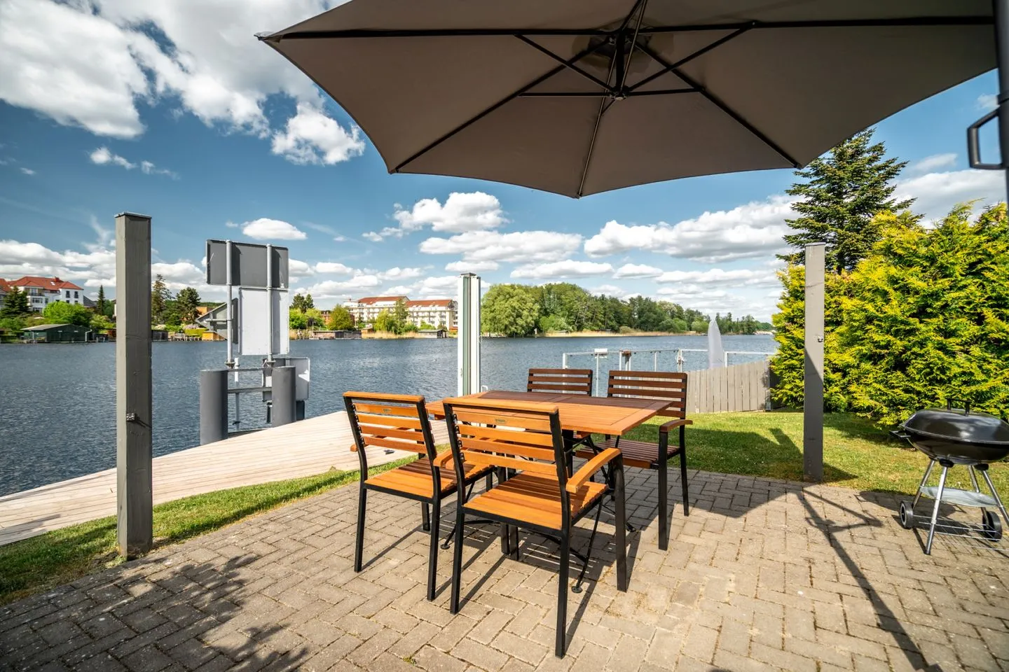 SeaLove Malchow - Ferienwohnung SeaLove Terasse mit Wasserblick