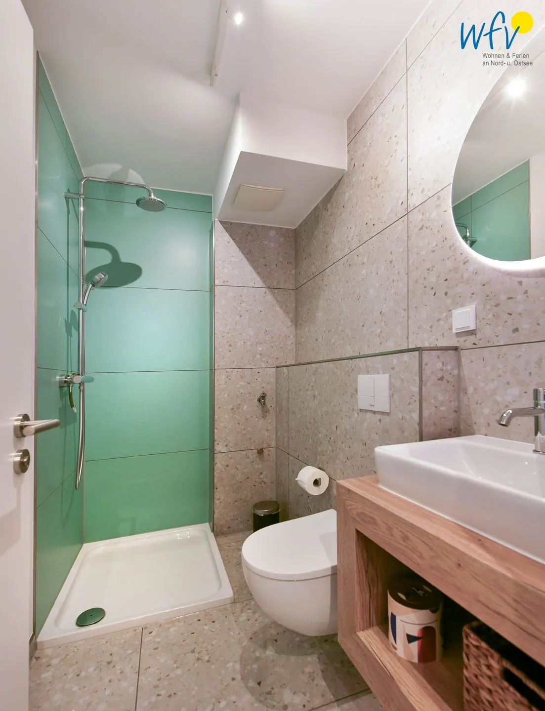 Haus am Dorfbrunnen Ferienwohnung Strandfloh Wangerooge - Badezimmer