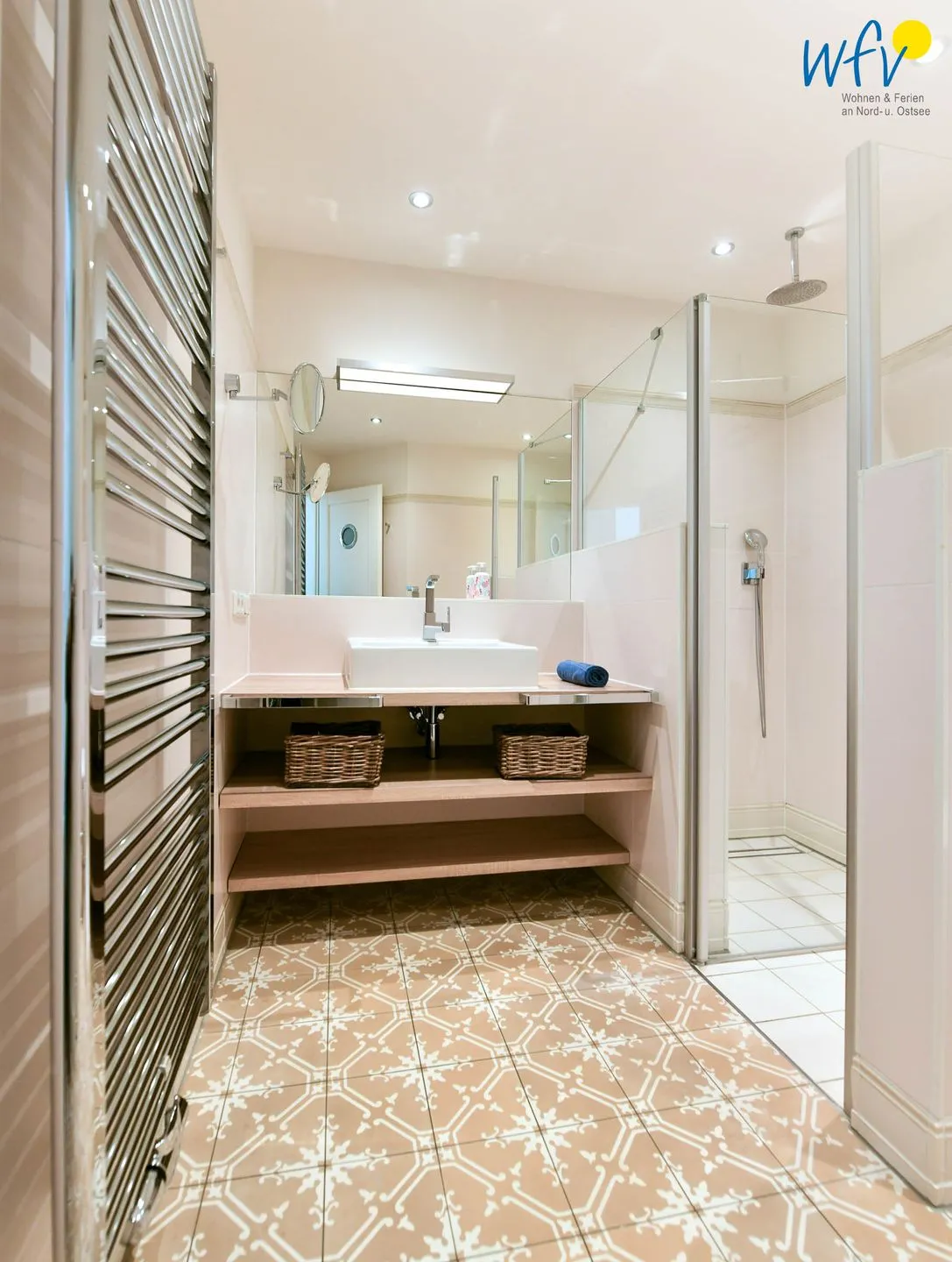 Ferienhaus "Meine Insel Juist" Ferienwohnung Düne Juist - Badezimmer