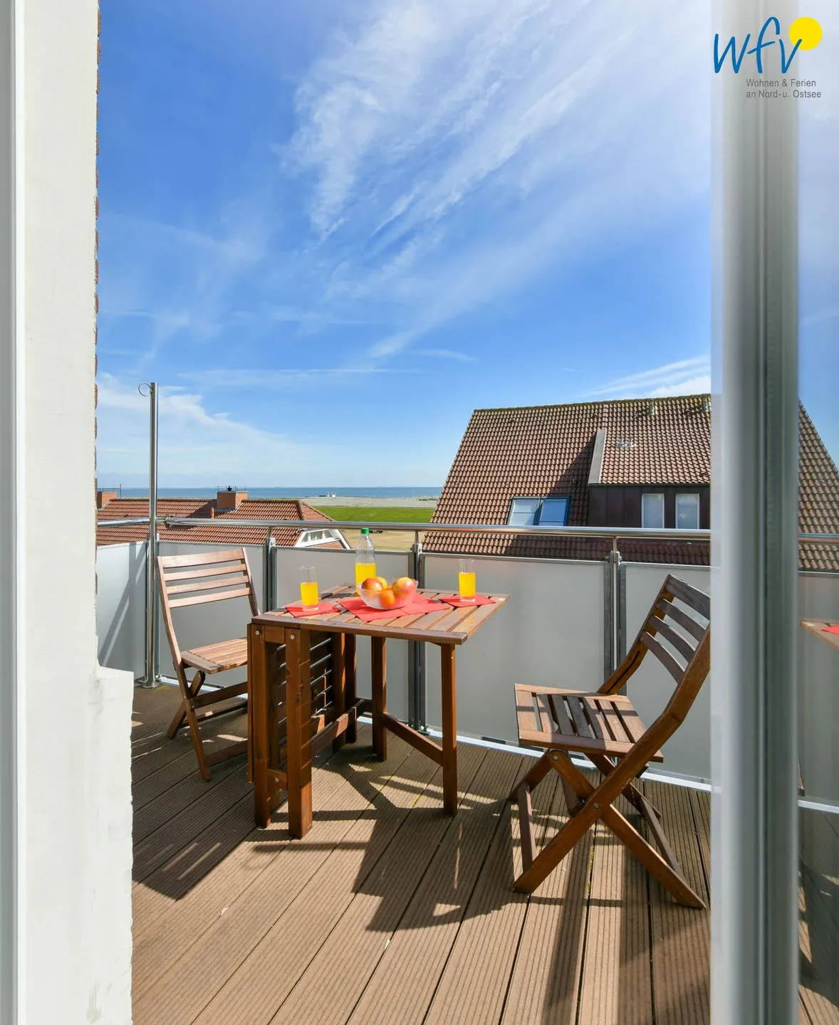 Haus Carl Stegmann Ferienwohnung FADAMA-HIN Juist - Balkon