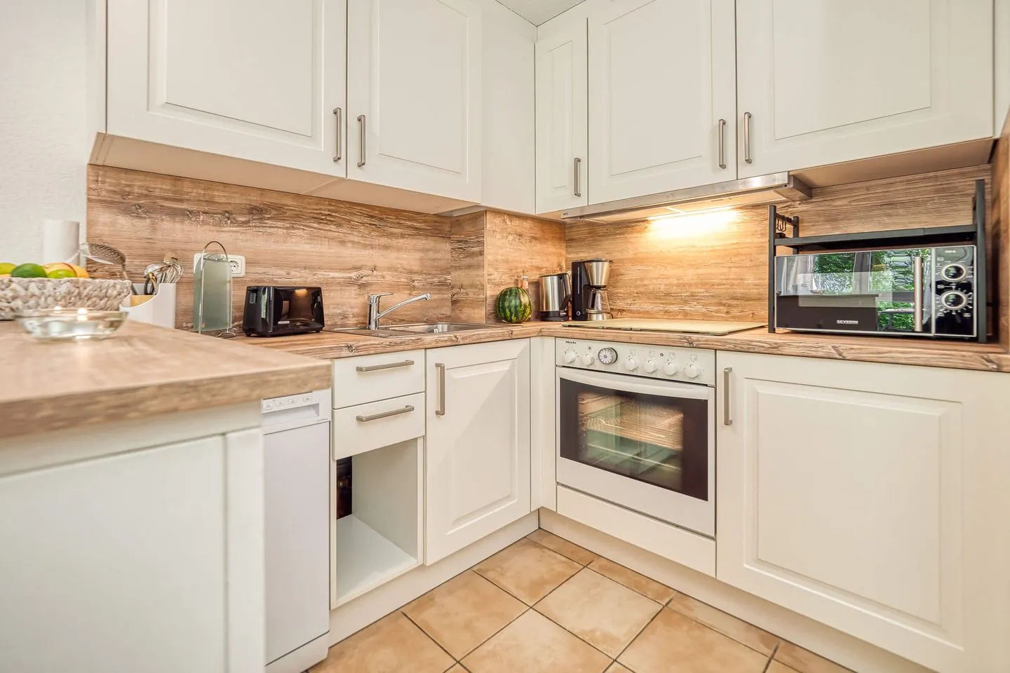 Residenz am Strand Backfisch (Ostseebrise) - Wohnung 5-66 Ostseeheilbad Zingst - offene Küchenzeile