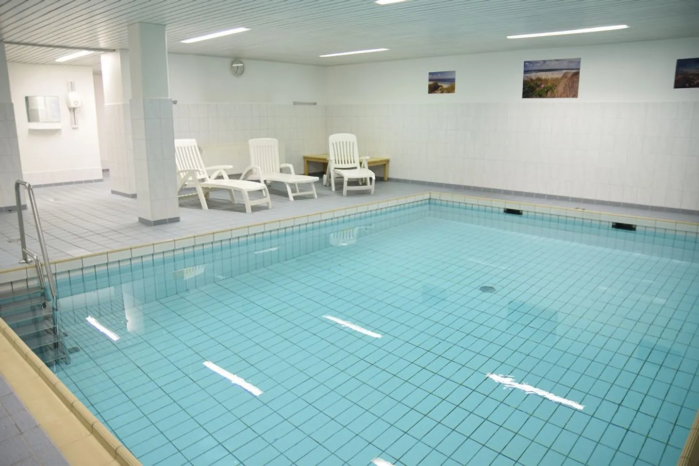 Kjeirstr. 16-20, Whg. 49 Westerland - Pool