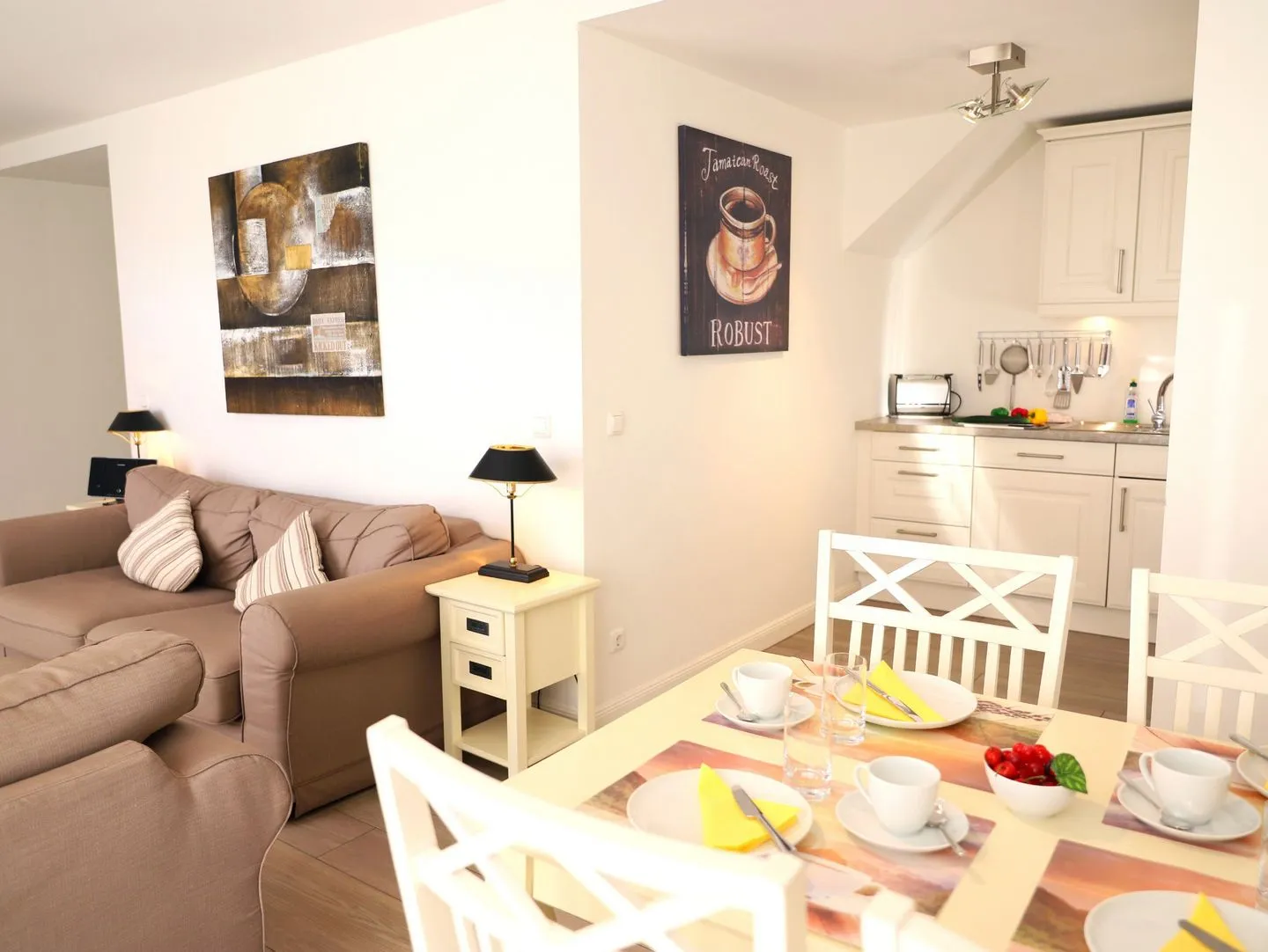 Viktoriastraße 6, Viktoria Residenz, Whg. 17 Westerland - Wohnzimmer