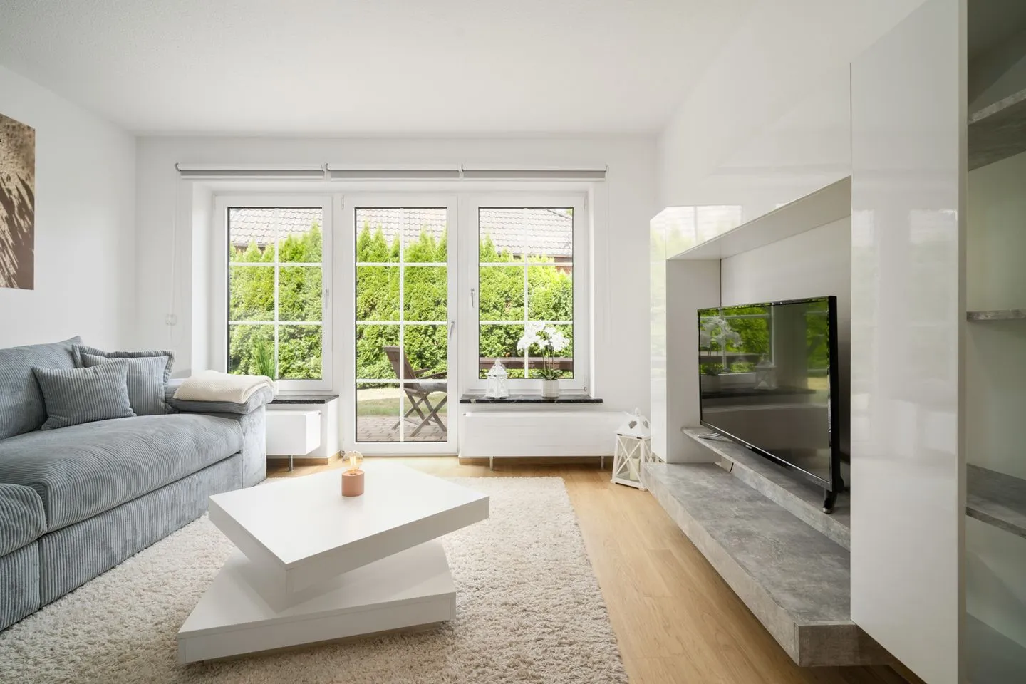 Landhus Alt-Schwerin - Ferienhaus Landhus Alt Schwerin Wohnzimmer mit Terrassenzugang