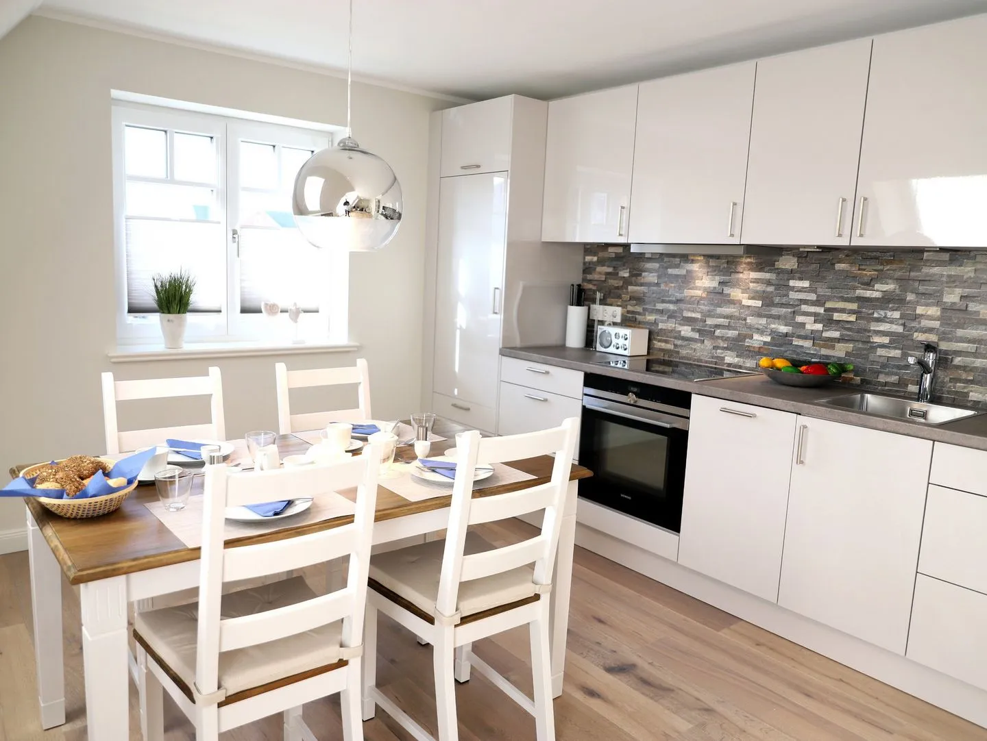 Nordhedig 7, Whg. 7b Westerland - Küche / Küchenzeile