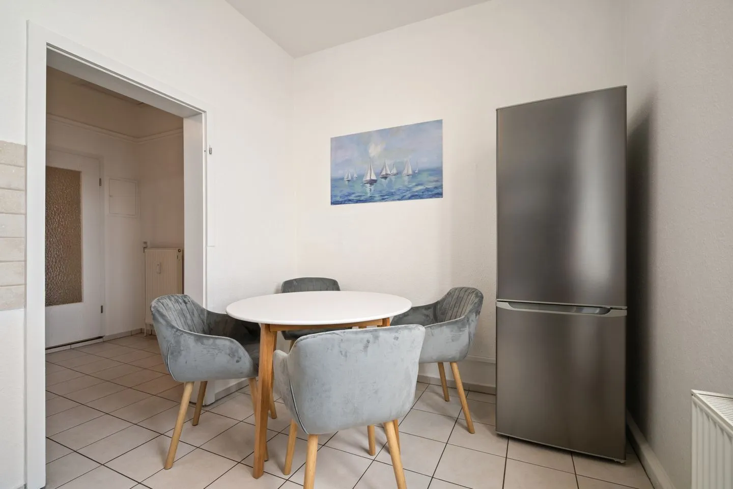 SeaView Malchow - Ferienwohnung SeaView Malchow Esstisch in der Kueche