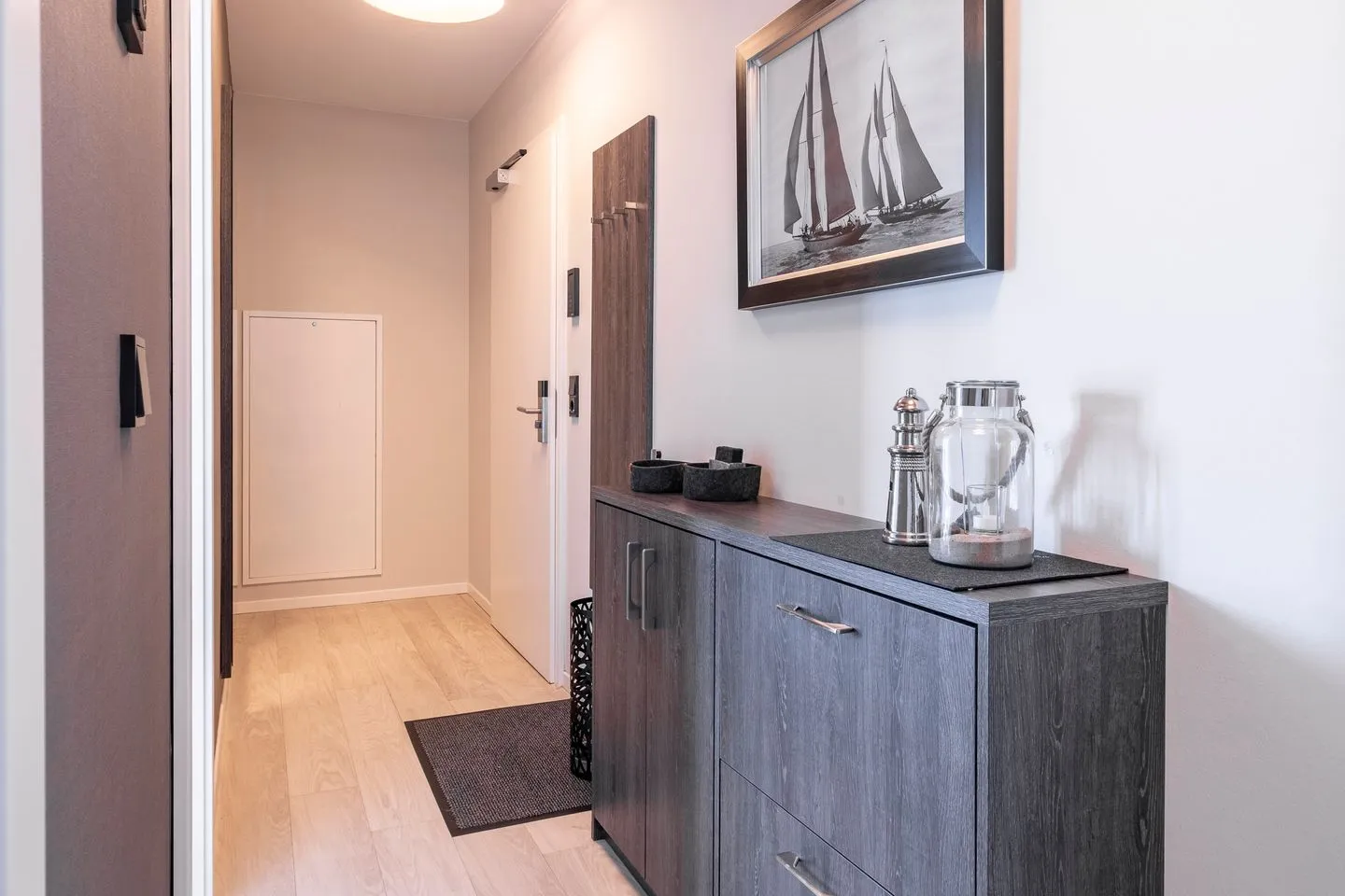 Seestern Wustrow - Ferienwohnung Seestern Wustrow geräumiger Flur