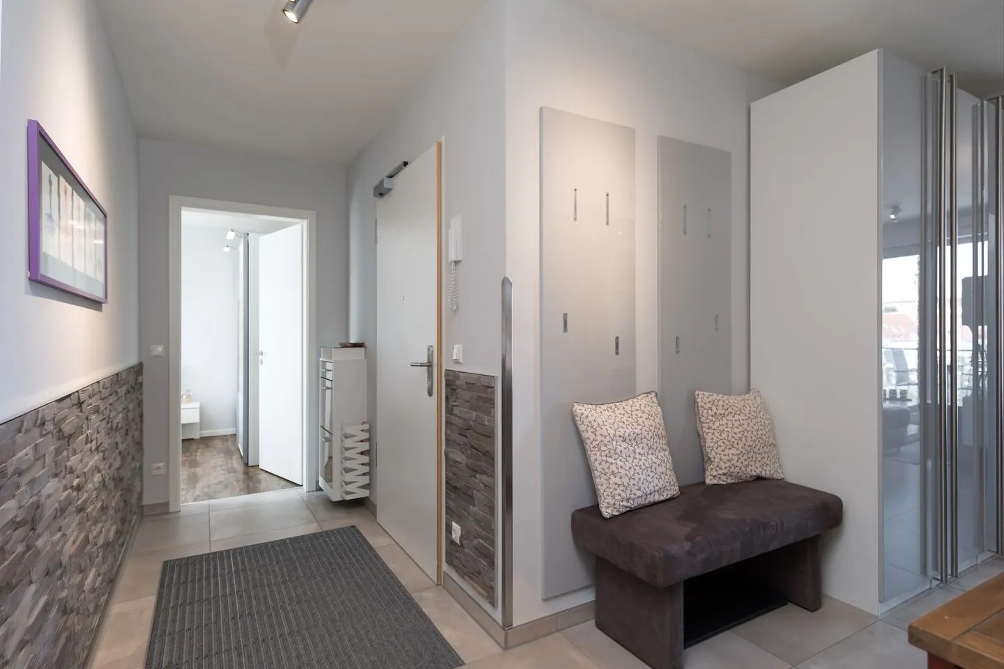 Anastasia Waren (Müritz) - Ferienwohnung Anastasia Waren Flur im Eingangsbereich