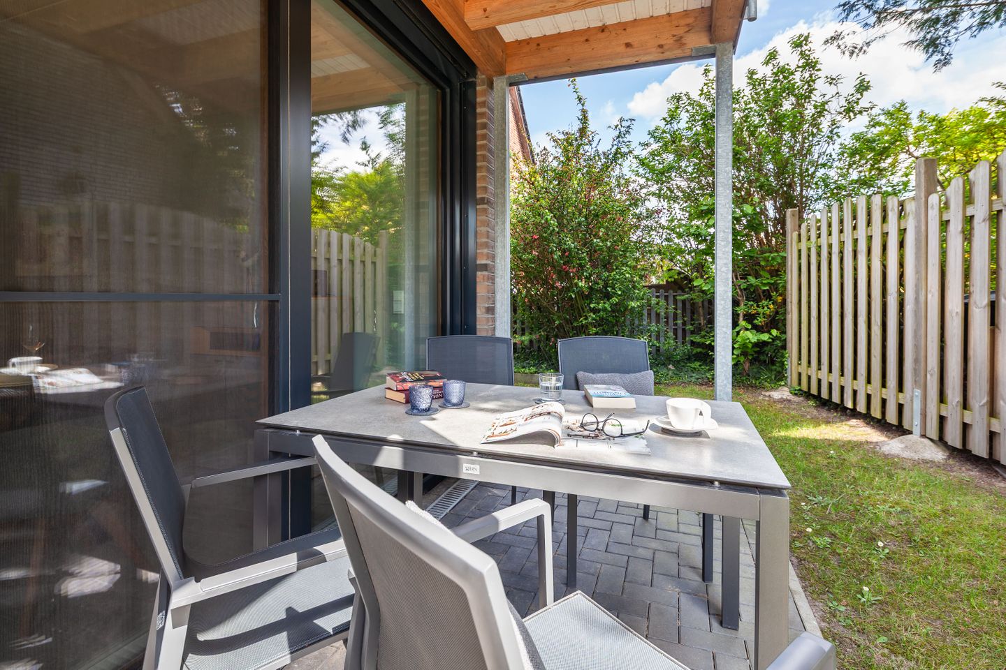Antons Strandnest, Terrasse
