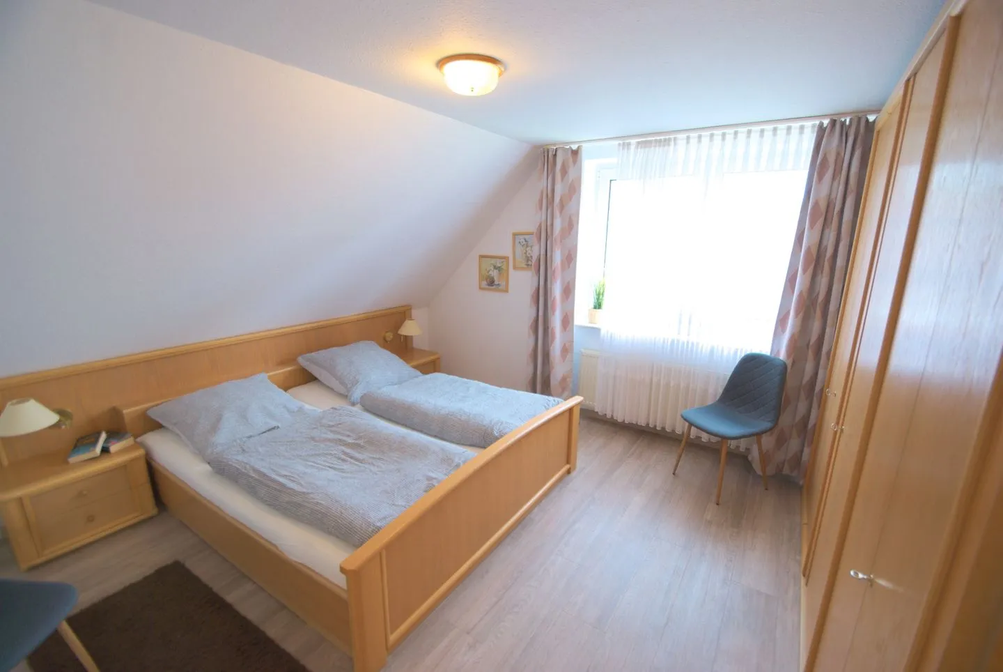 Ferienhaus Rita Norddeich - 1.Schlafzimmer