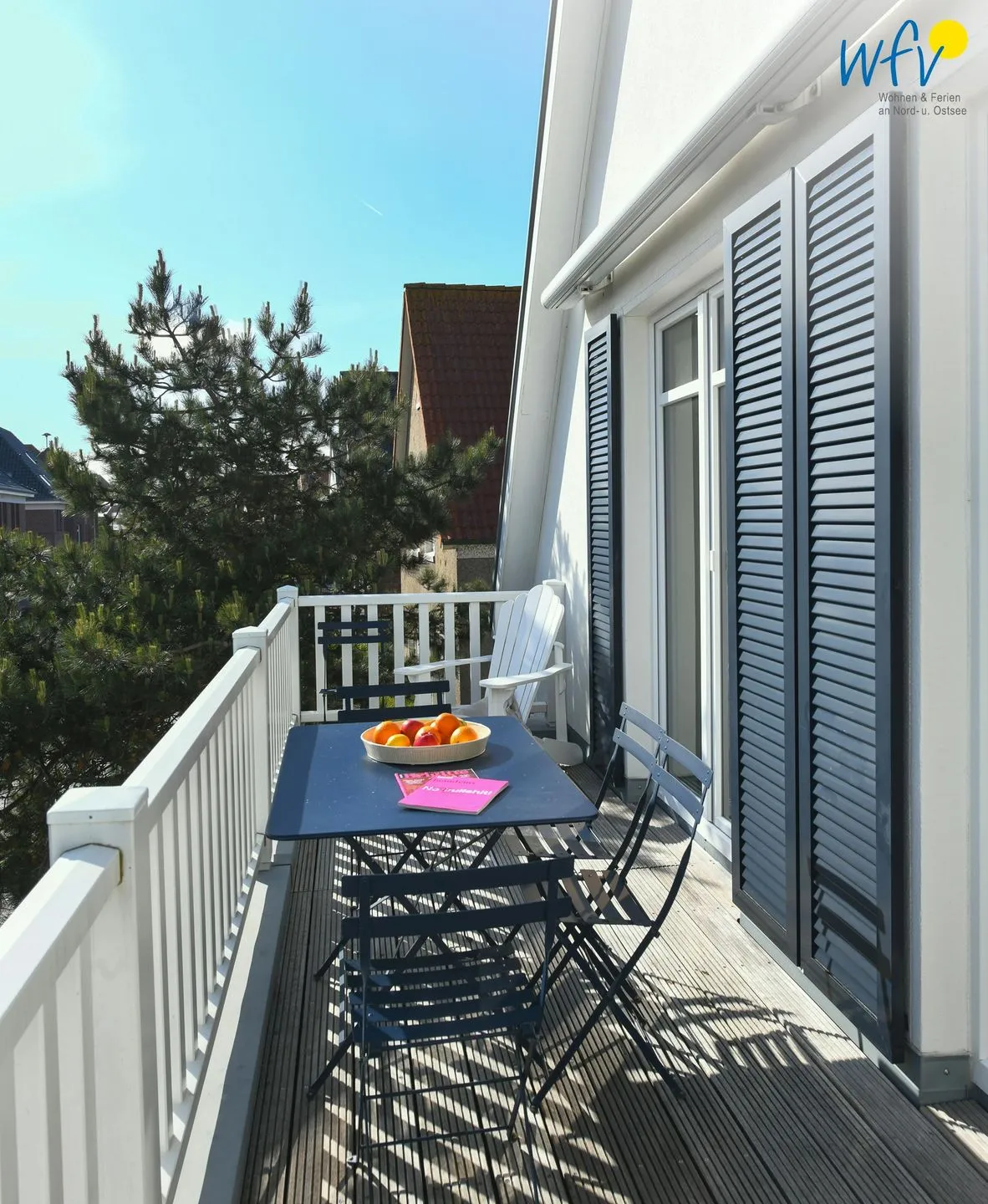 Ferienhaus Charlotte 48 Ferienwohnung große Charlotte Wangerooge - Balkon