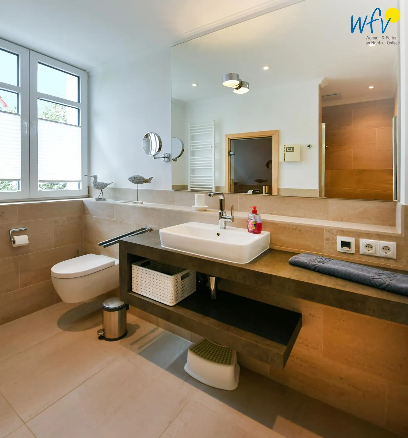 Ferienhaus Charlotte 48 Ferienwohnung große Charlotte Wangerooge - Badezimmer
