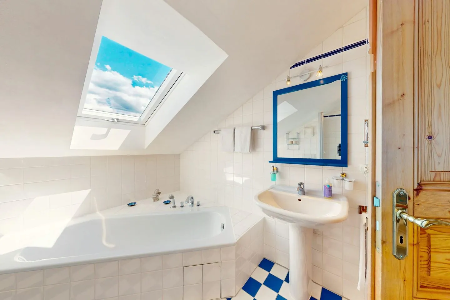 Jasmin Garmisch-Partenkirchen - Bathroom