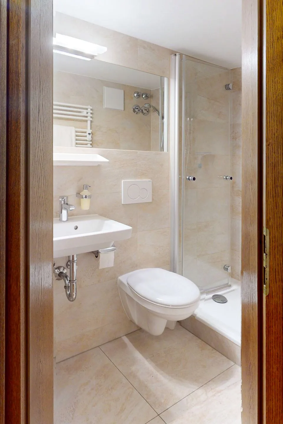 Xenia Garmisch-Partenkirchen - Badezimmer