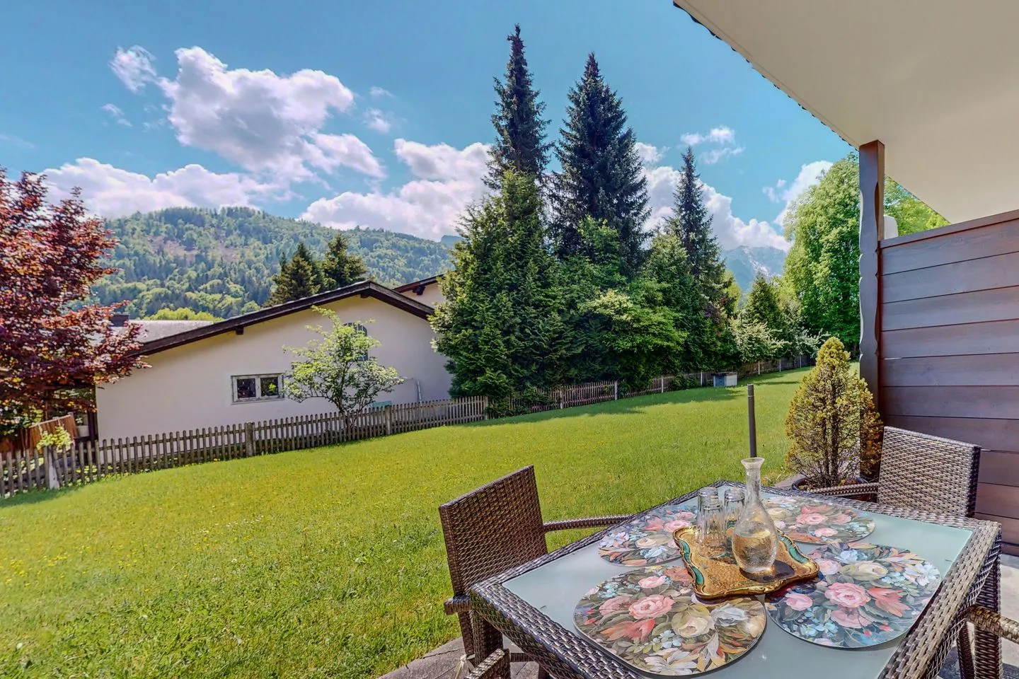 Xenia Garmisch-Partenkirchen - Terrasse