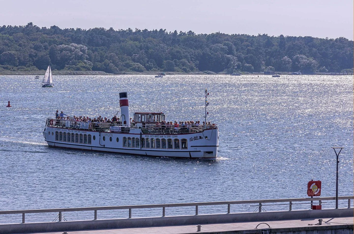 Hafenkino Waren (Müritz) - Landschaft