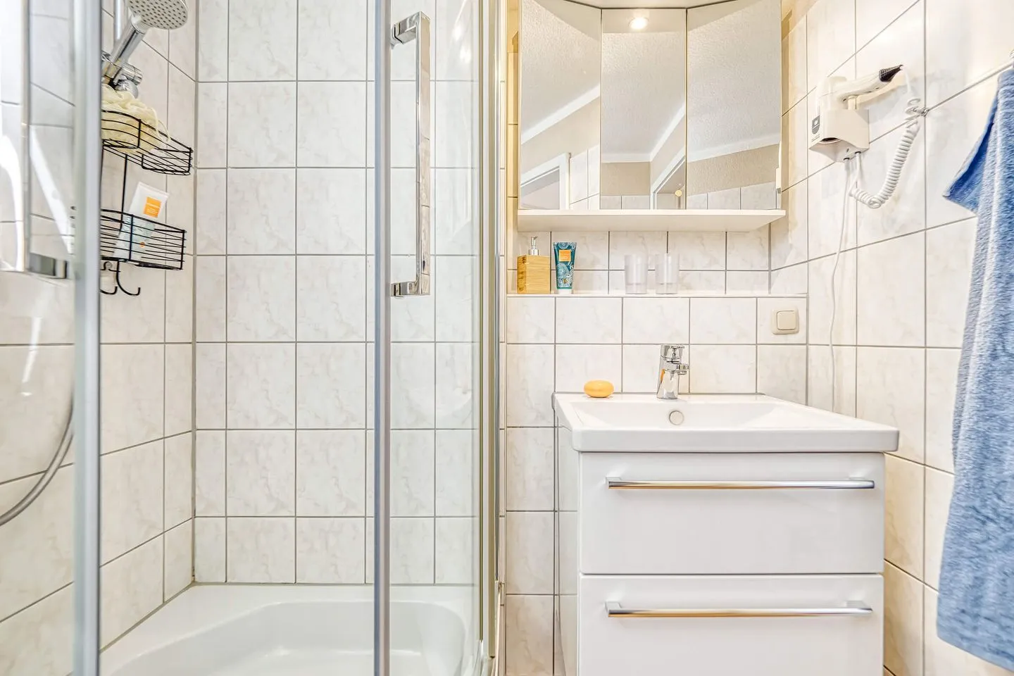 Residenz am Strand Seeschwalbe - Wohnung 4-62 Ostseeheilbad Zingst - Badezimmer mit Dusche
