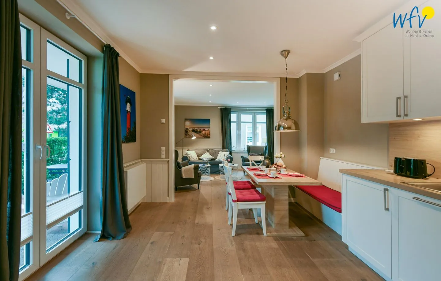 Ferienhaus Charlotte 48 Ferienwohnung kleine Charlotte Wangerooge - Küche / Küchenzeile