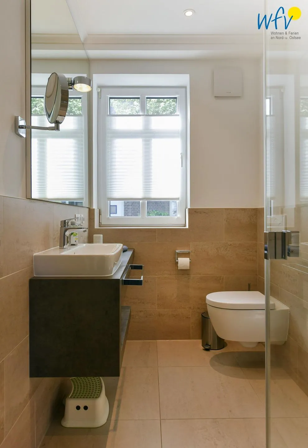 Ferienhaus Charlotte 48 Ferienwohnung kleine Charlotte Wangerooge - Badezimmer