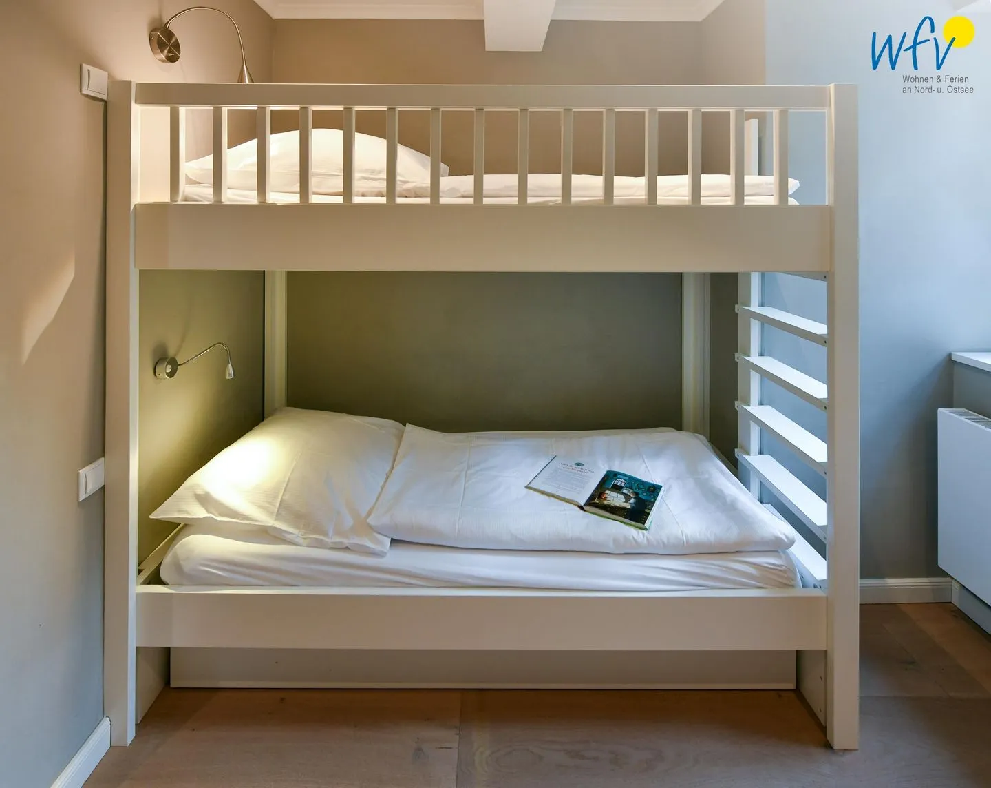 Ferienhaus Charlotte 48 Ferienwohnung kleine Charlotte Wangerooge - Schlafzimmer