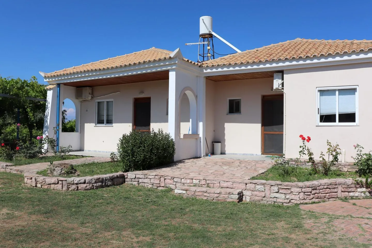  Tassos 1 Aghia Triada - Hauptansicht