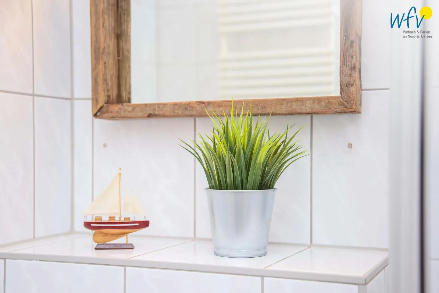 Ferienhaus am Gutspark Dranske Ferienwohnung Sonnengruß Rügen - Dranske - Badezimmer