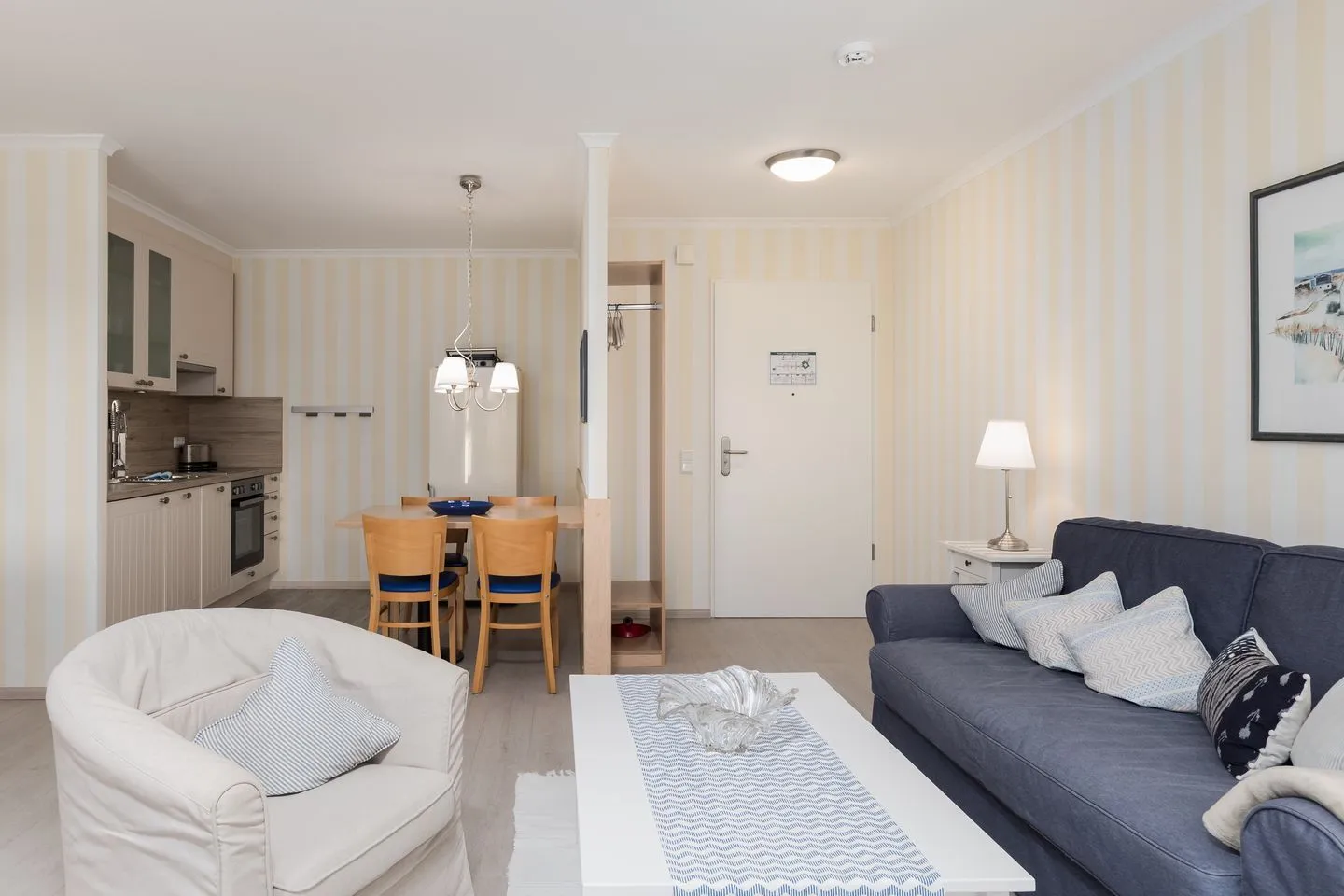 Dünensand Zingst - Ferienwohnung Dünesand Zingst Blick zur offenen Küche