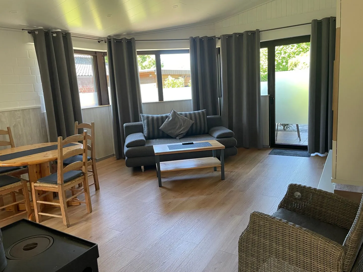 Fichtenhain - Lastering Ferienhäuser & Apartments Haddorf - Wohnzimmer