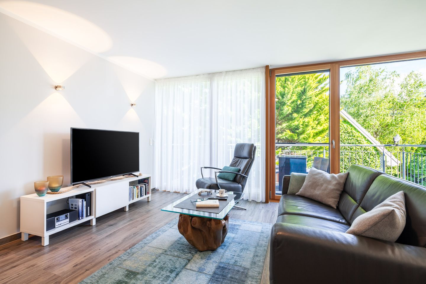 Deichhausener Str. 2, Wohnung Senator, 1.OG, Wohnzimmer