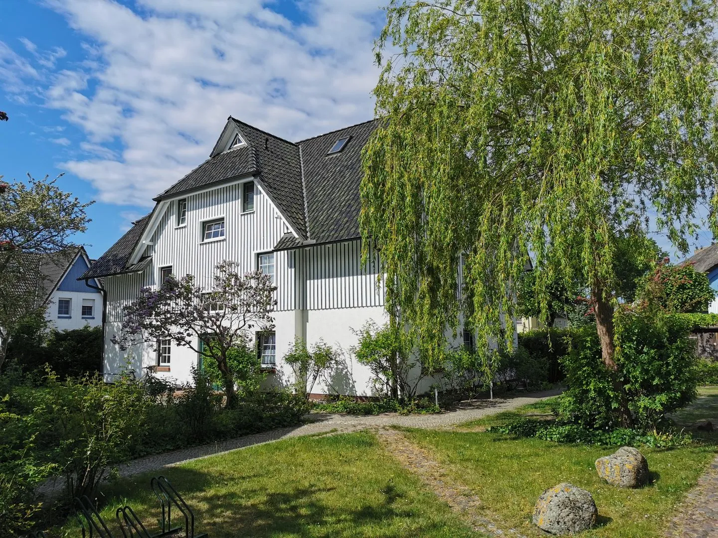 Störtebekerstraße 9 - Wohnung 6 Ostseeheilbad Zingst - Rückseite mit Hauseingang