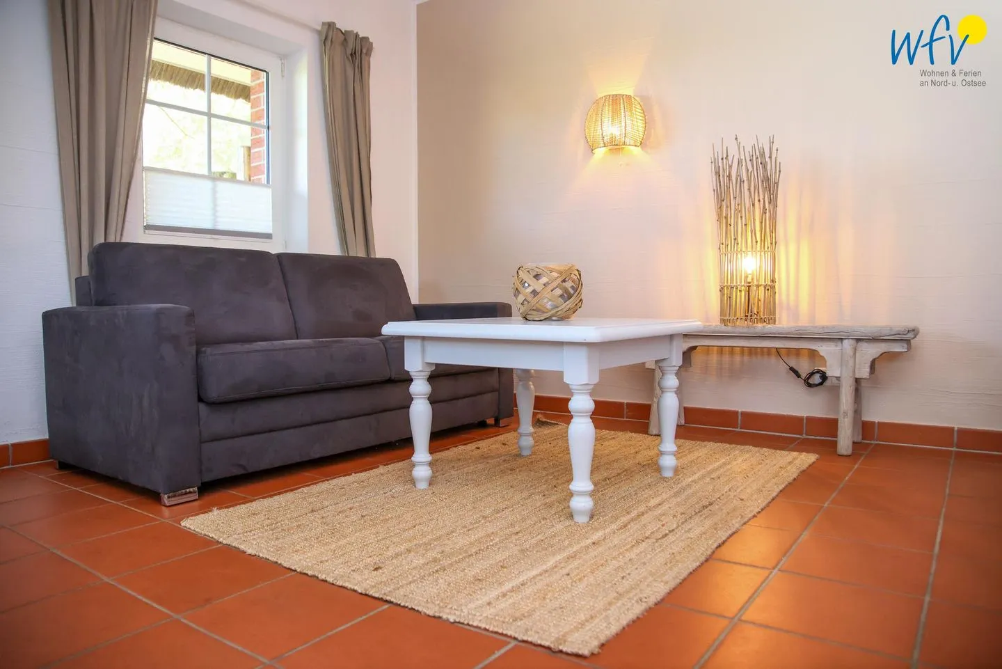 Ferienhaus am Gutspark Dranske Ferienwohnung Silbergras Rügen - Dranske - Wohnzimmer