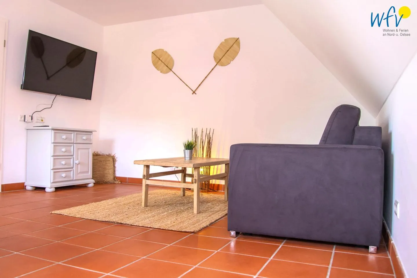 Ferienhaus am Gutspark Dranske Ferienwohnung Strandkamille Rügen - Dranske - Wohnzimmer