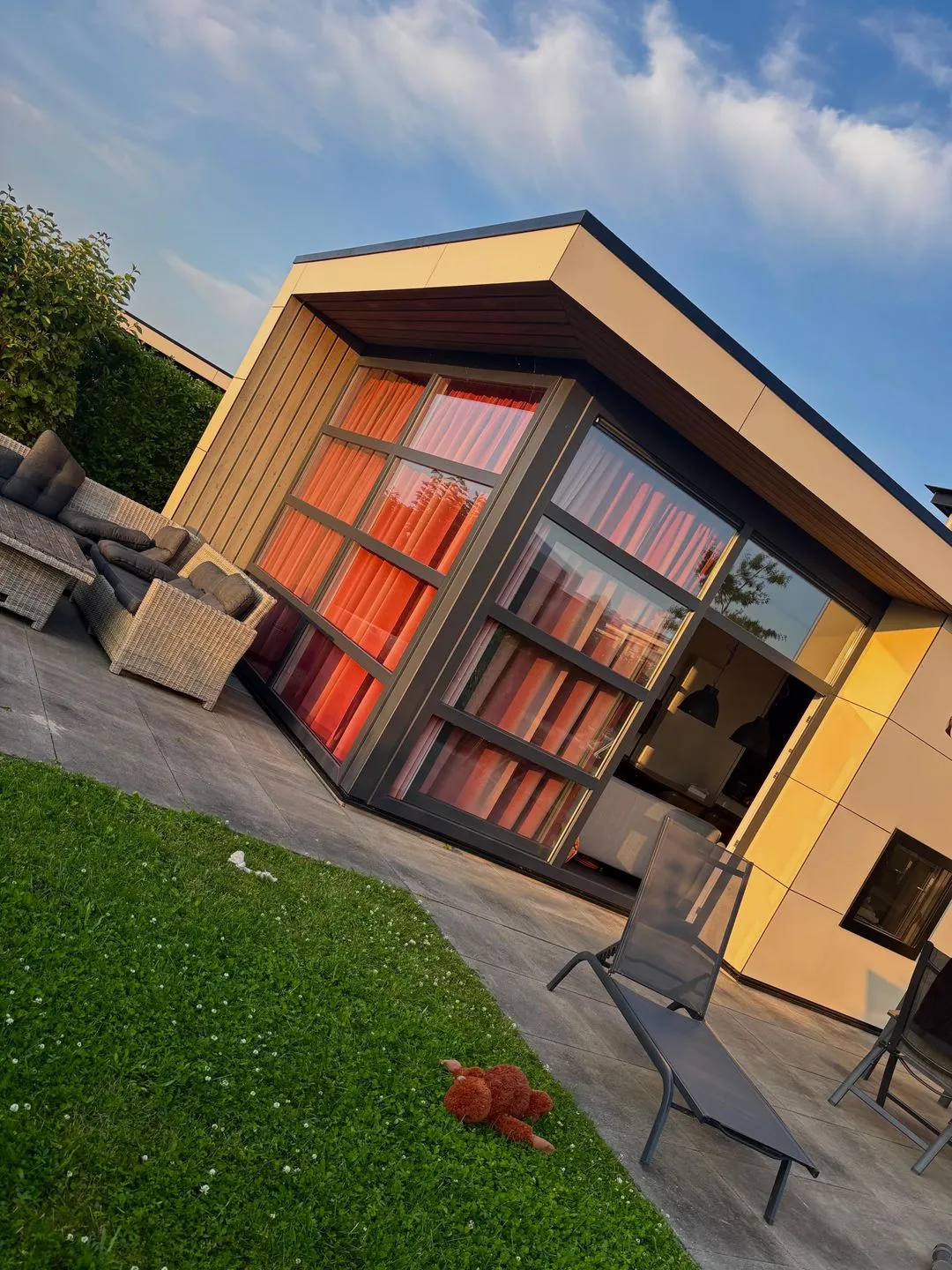 Marina Strandbad Chalet RiverLodge mit Zaun Haus Nr. 94 Gelderland -