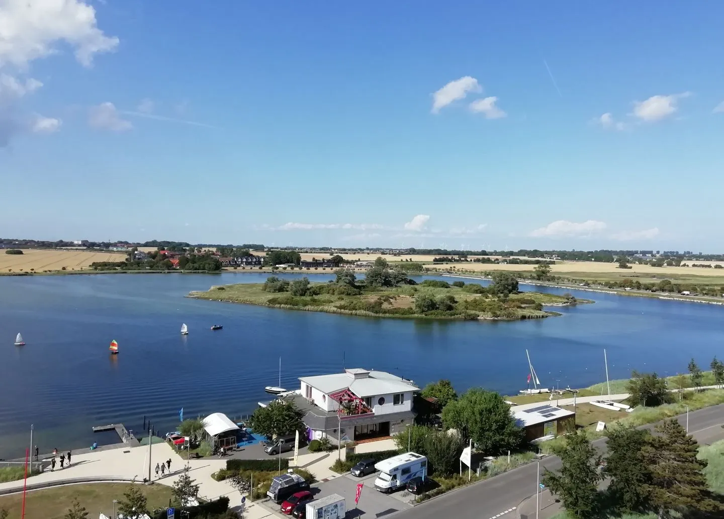 Auszeit am Yachthafen Südstrand -