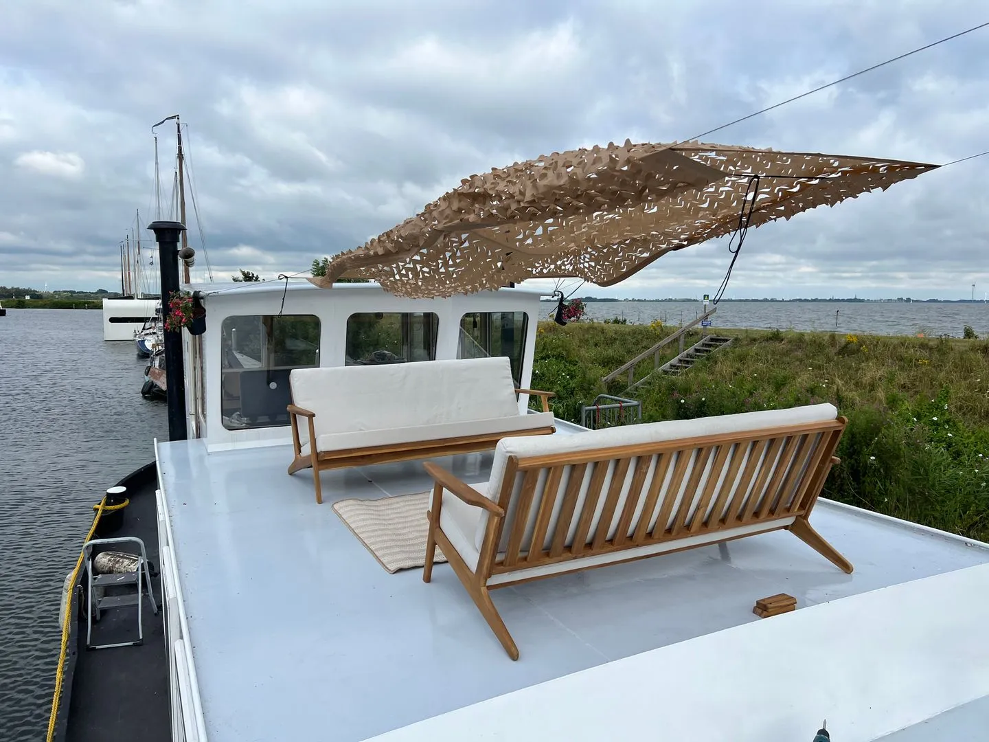 Hausboot 'Anna' in Andijk/IJsselmeer Noord-Holland -