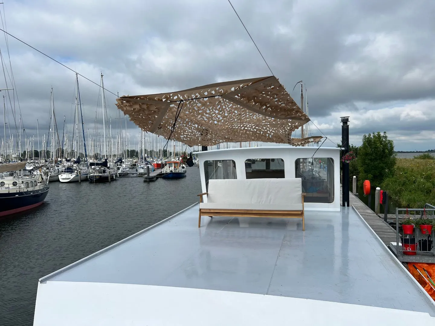 Hausboot 'Anna' in Andijk/IJsselmeer Noord-Holland -