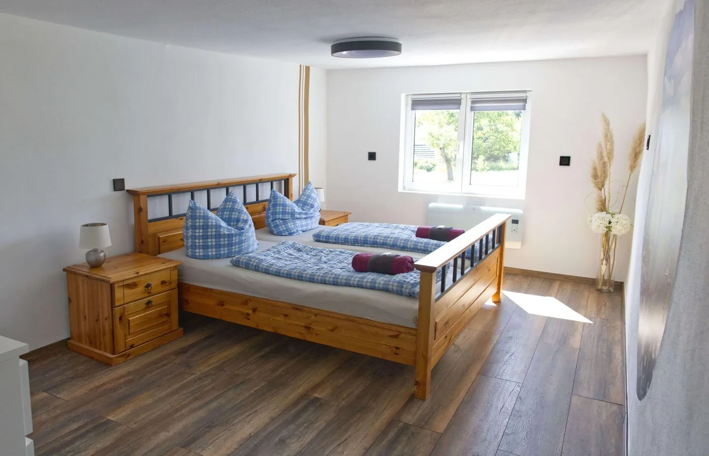 Ferienapartment Zur guten Quelle Thüringer Wald - Schlafzimmer 2 mit bequemen, neuen Bett - ab der 3. Person verfügbar