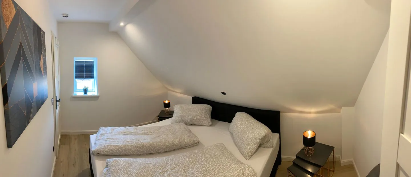 Magnolia Born - Schlafzimmer