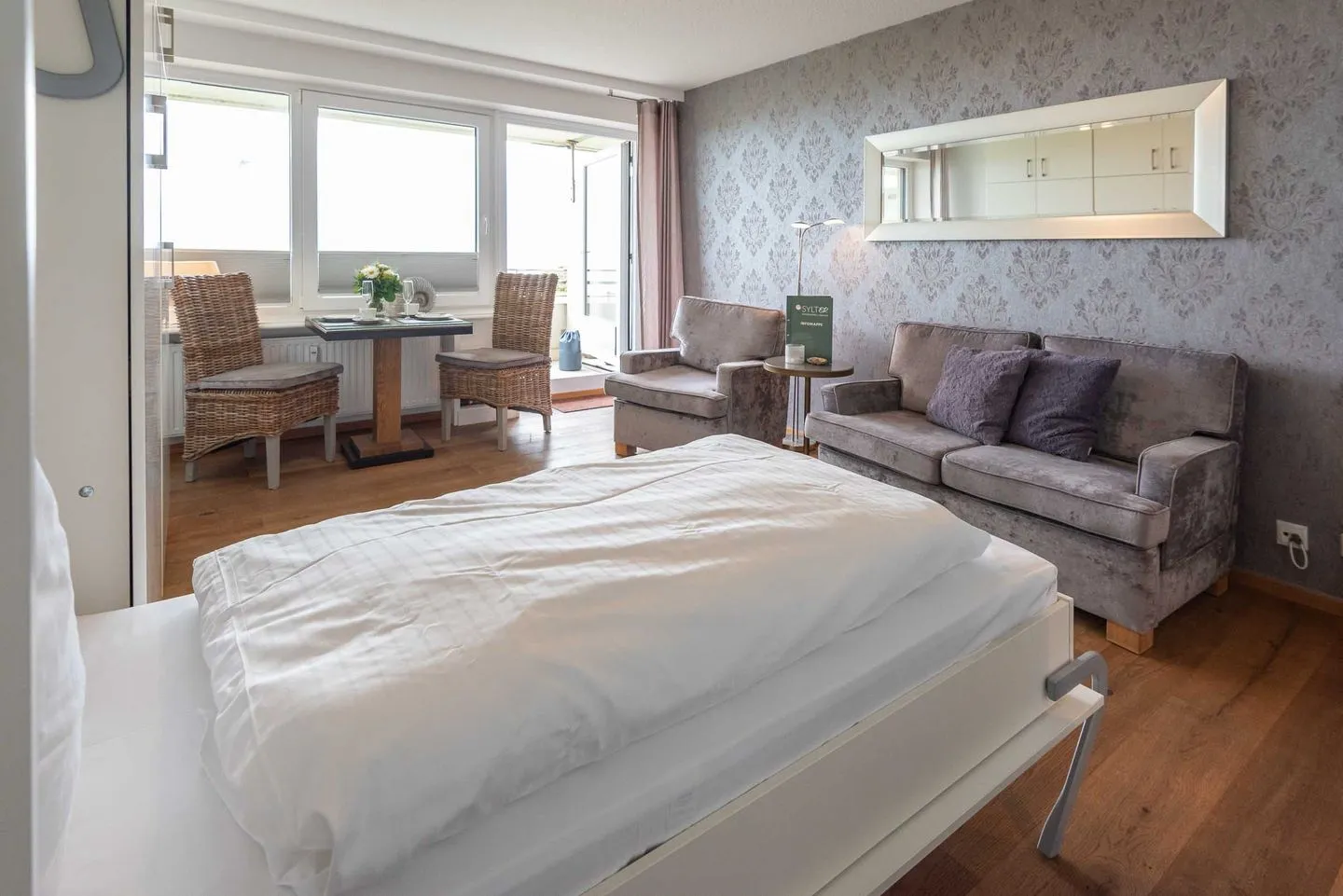 Dünenhof zum Kronprinzen, App. 59 Wenningstedt - Wohnzimmer