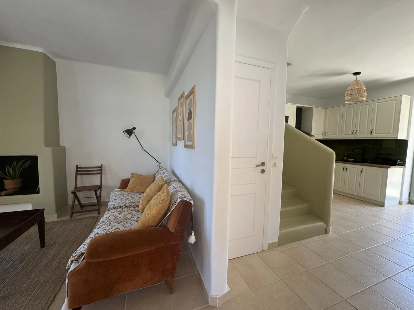 Nanita Stone House Poulithra - Wohnzimmer