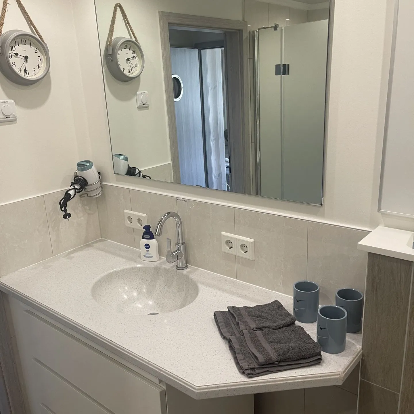 Dreibogen Ferienwohnung Lolle Holnis - Gäste-WC