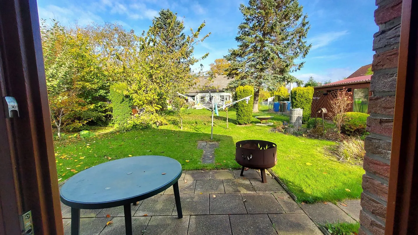 Bungalow im Garten Wiek - Gartenblick