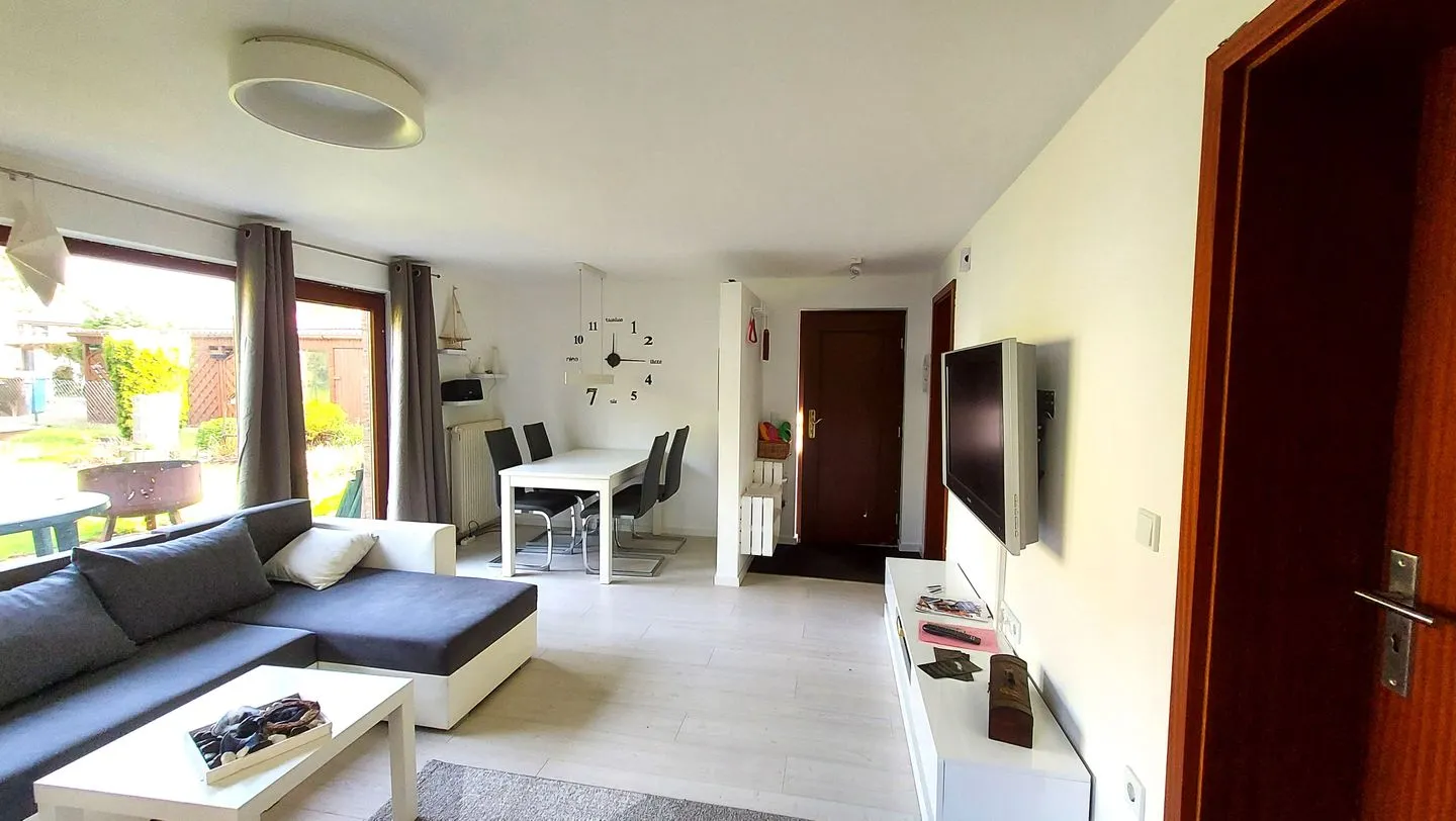 Bungalow im Garten Wiek - Wohnzimmer