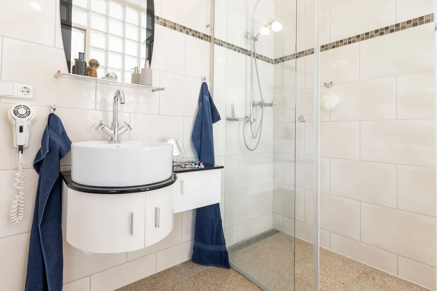 FeWo Wellenspiel - Kamin, Sauna, Meerblick Sassnitz - Badezimmer