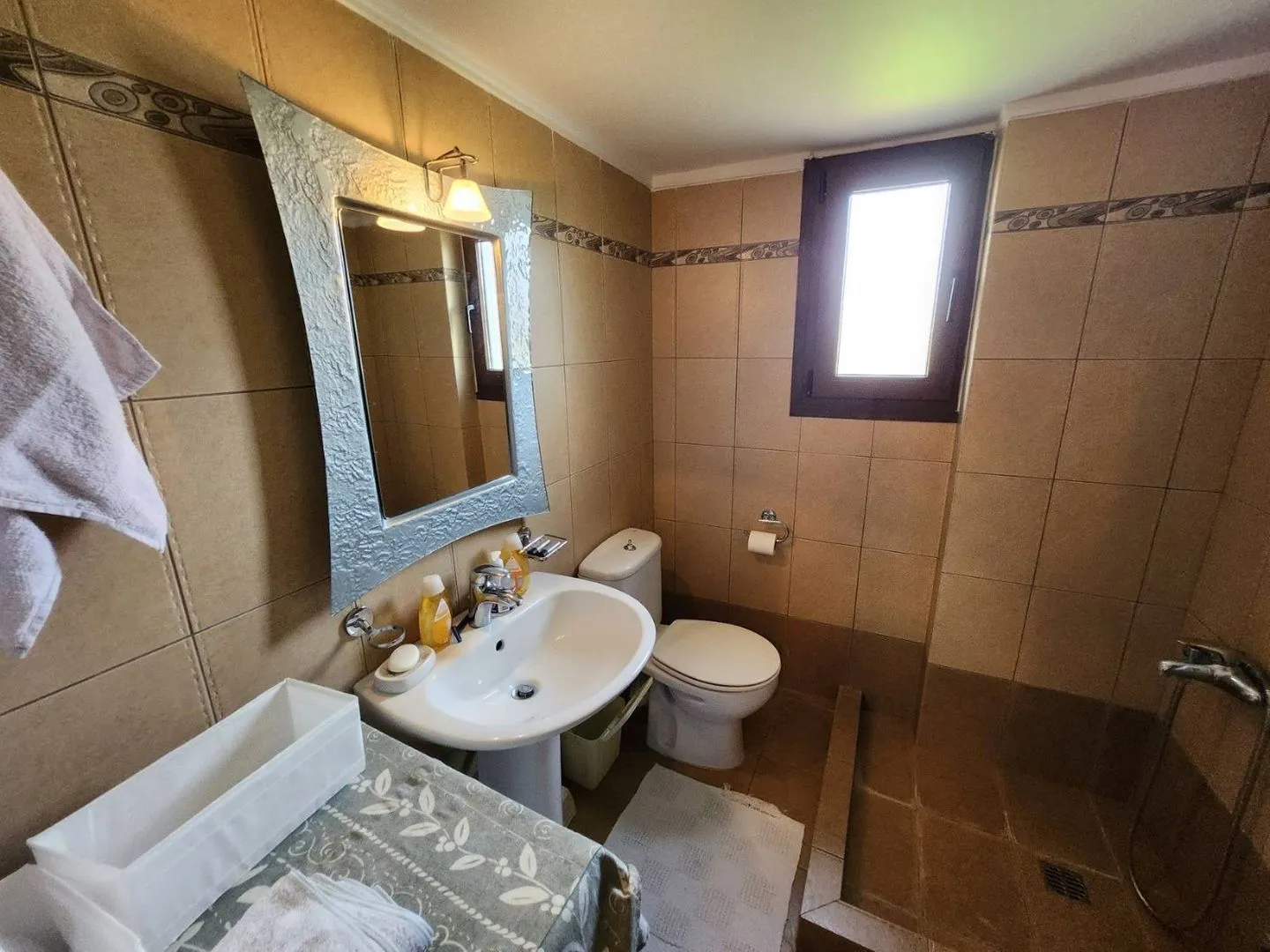 Spiti Loggos Selianitika - Badezimmer