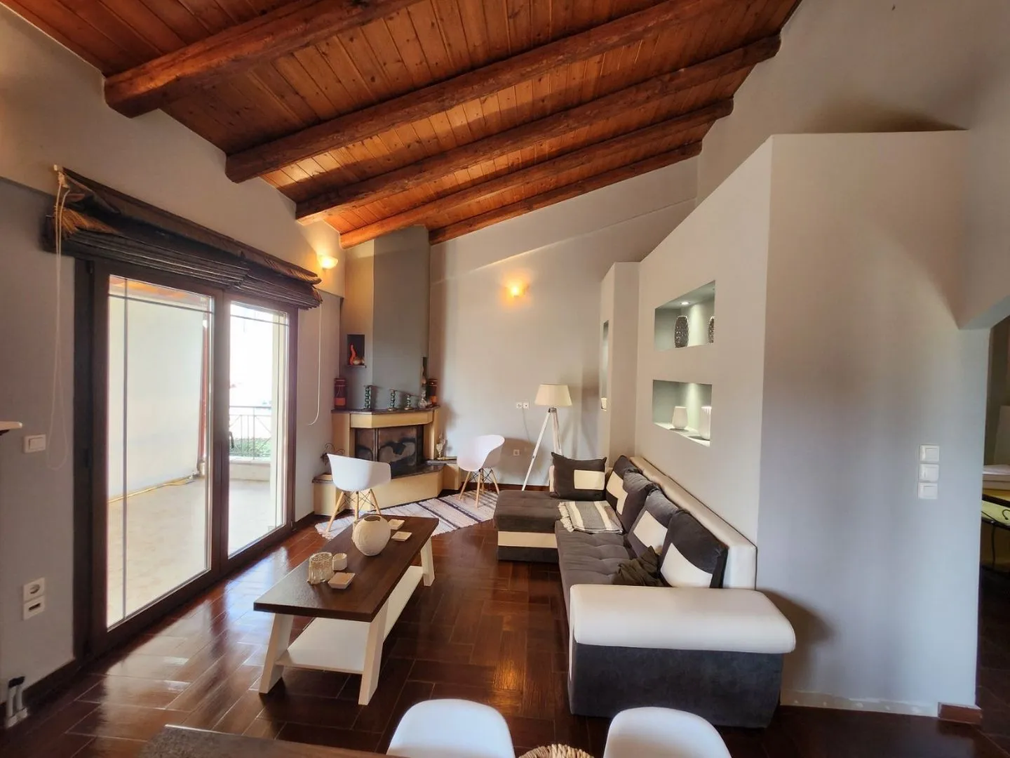 Spiti Loggos Selianitika - Wohnzimmer