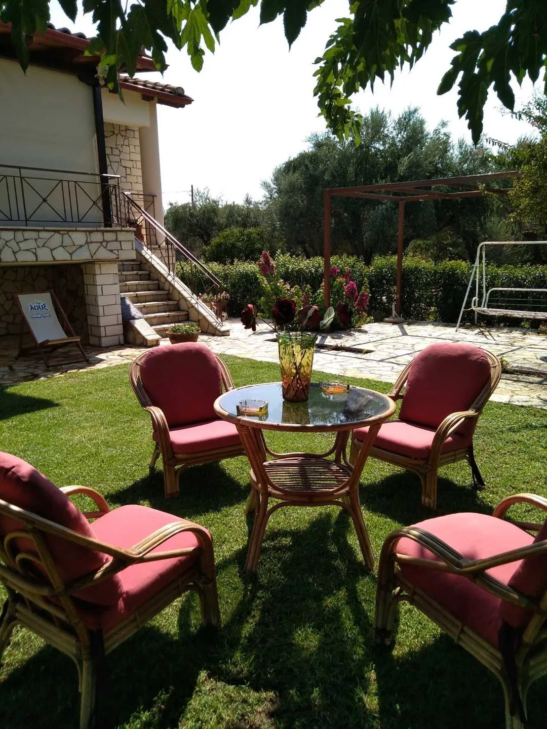 Spiti Loggos Selianitika - Garten