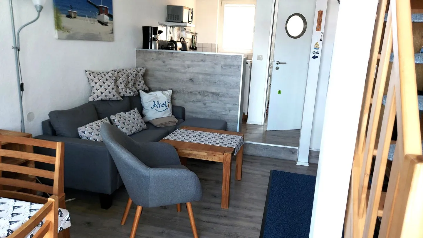Ferienwohnung AHOI Thiessow - Wohnzimmer