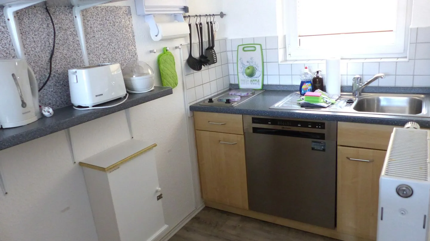 Ferienwohnung AHOI Thiessow - Küche / Küchenzeile