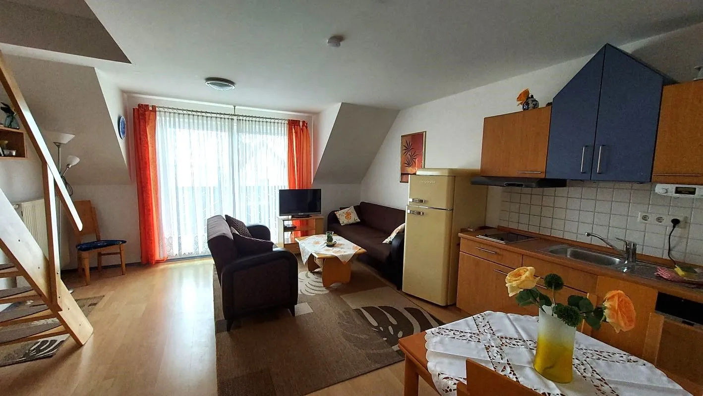 Ferienwohnung Boddenblick Breege-Juliusruh - Wohnzimmer